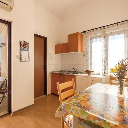 One-bedroom In Медулин